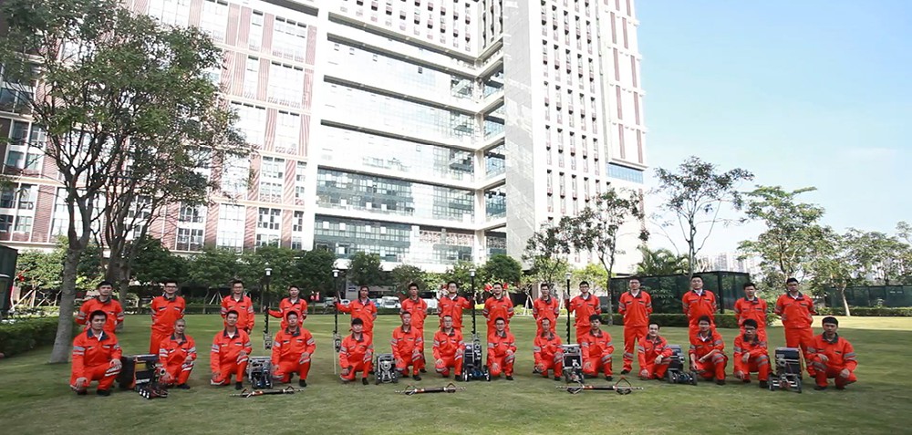 使用污水管道檢測(cè)機(jī)器人檢測(cè)城市污水管線(xiàn)